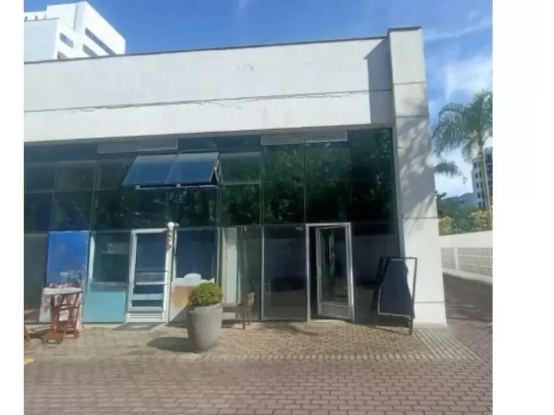 Loja em leilão