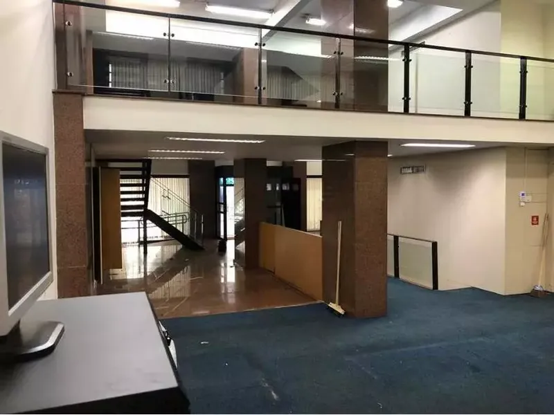 Loja em leilão