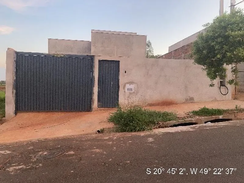 Casa em Leilão Extrajudicial