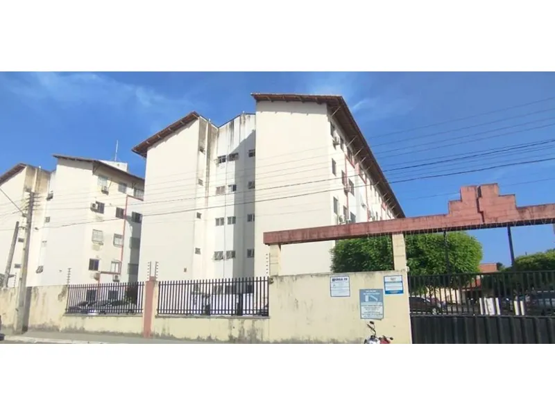 Outros em leilão