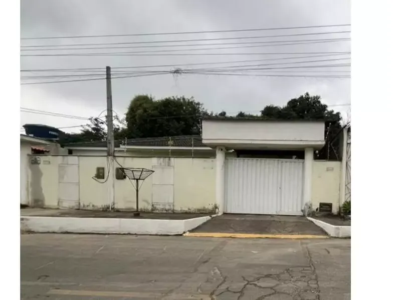 Casa em Leilão Extrajudicial