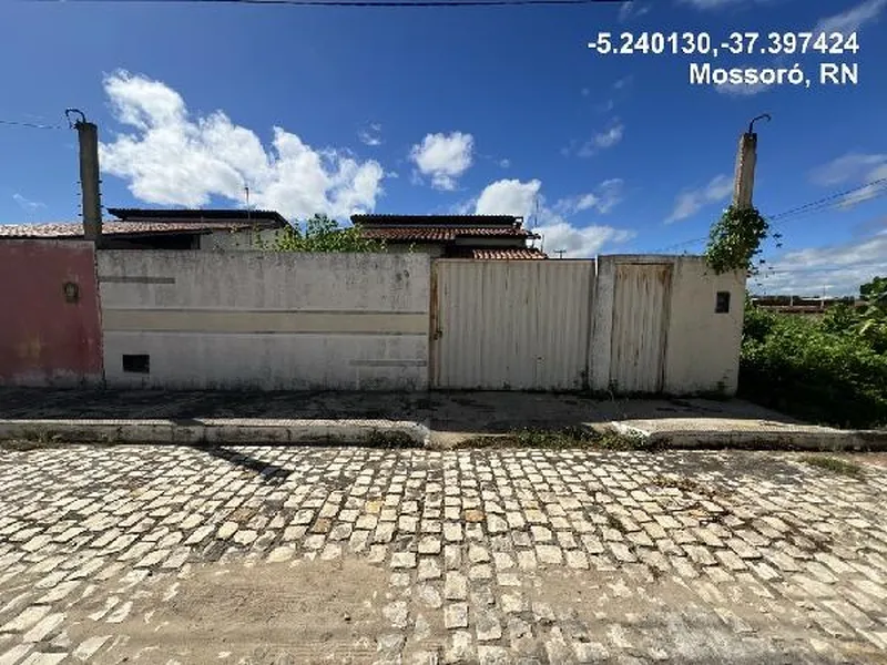 Casa em Leilão Extrajudicial
