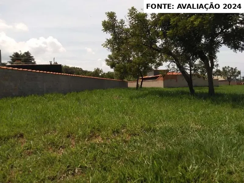 Terreno em leilão
