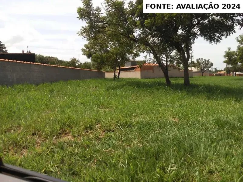 Terreno em leilão