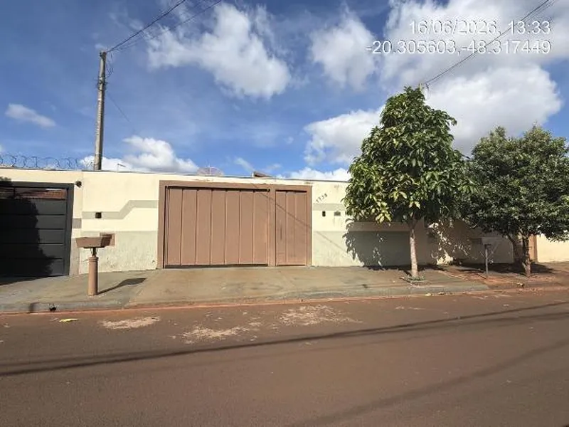Casa em Leilão Extrajudicial