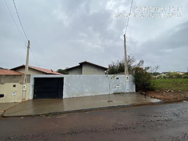 Prédio em Leilão Extrajudicial