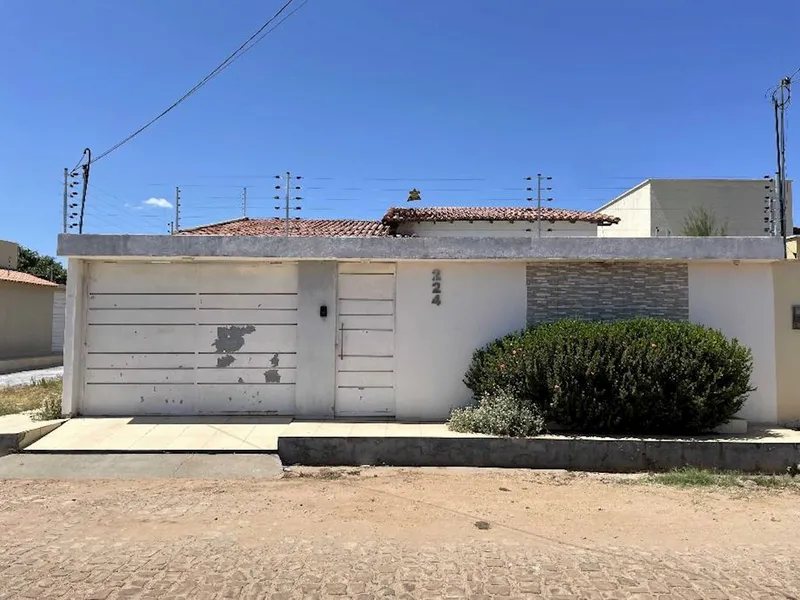 Casa em Leilão Extrajudicial