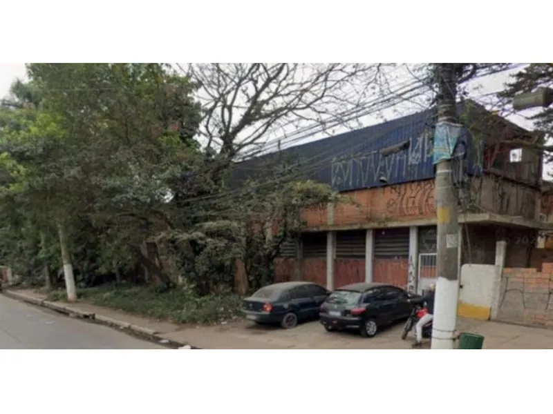 Galpão em leilão
