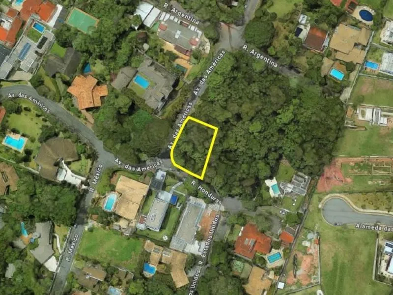 Terreno em leilão