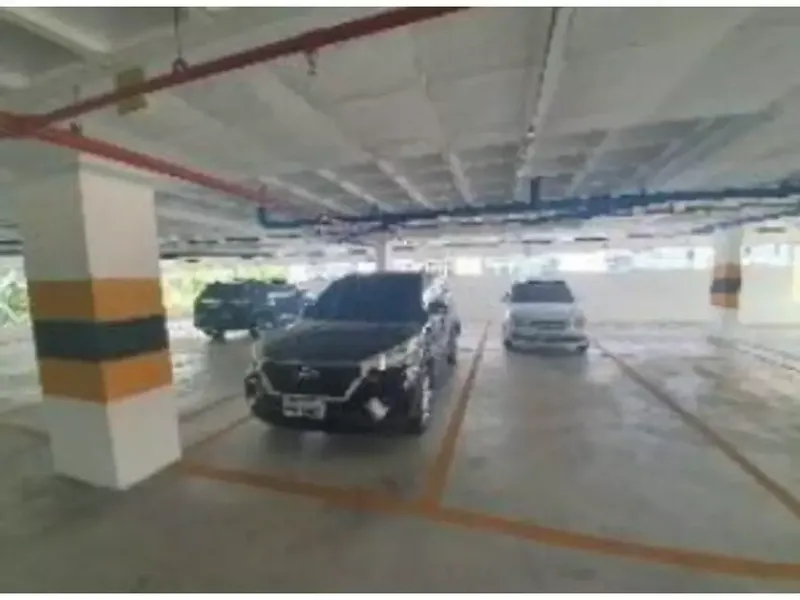 Outros em leilão