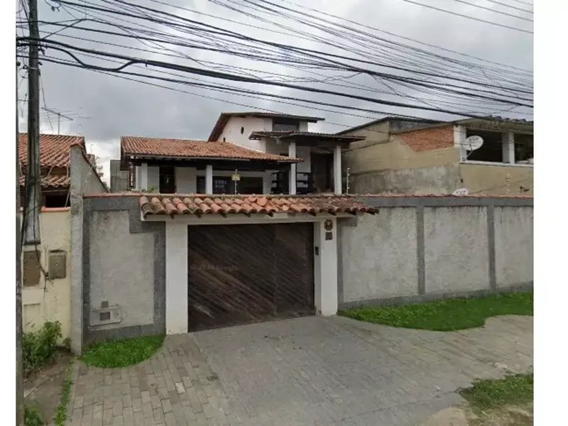 Casa em Leilão Extrajudicial
