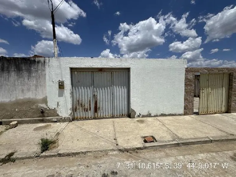 Casa em Leilão Extrajudicial