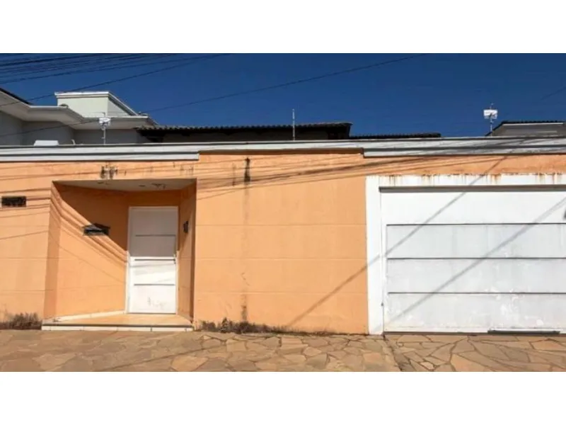 Casa em Leilão Extrajudicial