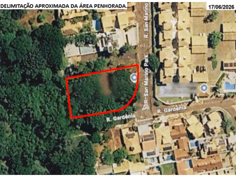 Terreno em leilão