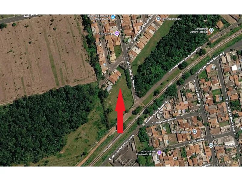 Terreno em leilão