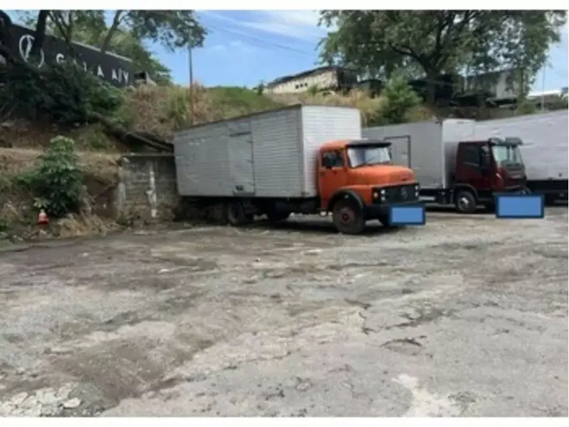 Terreno em leilão