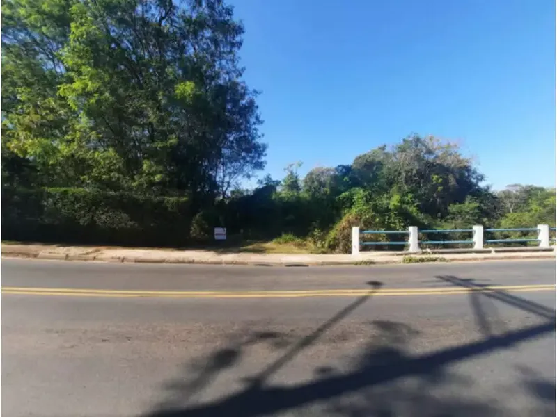 Terreno em leilão