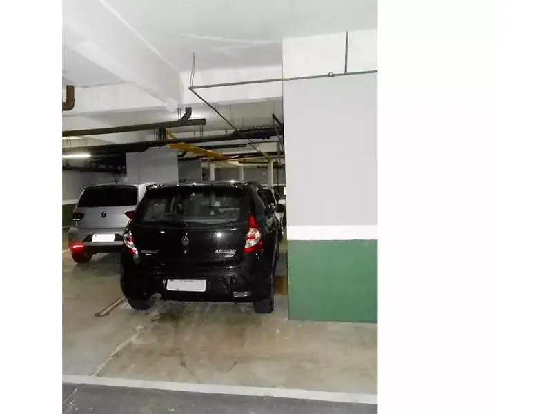 Outros em leilão