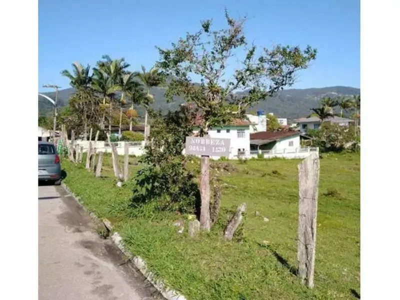 Terreno em leilão
