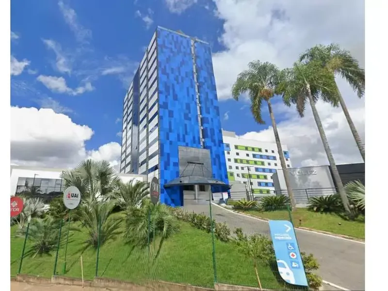 Comercial em leilão