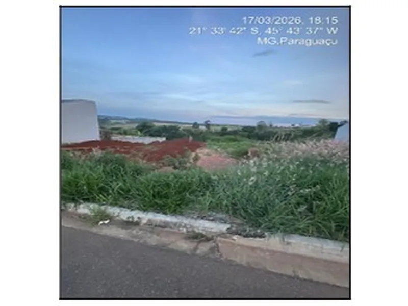 Terreno em Licitação