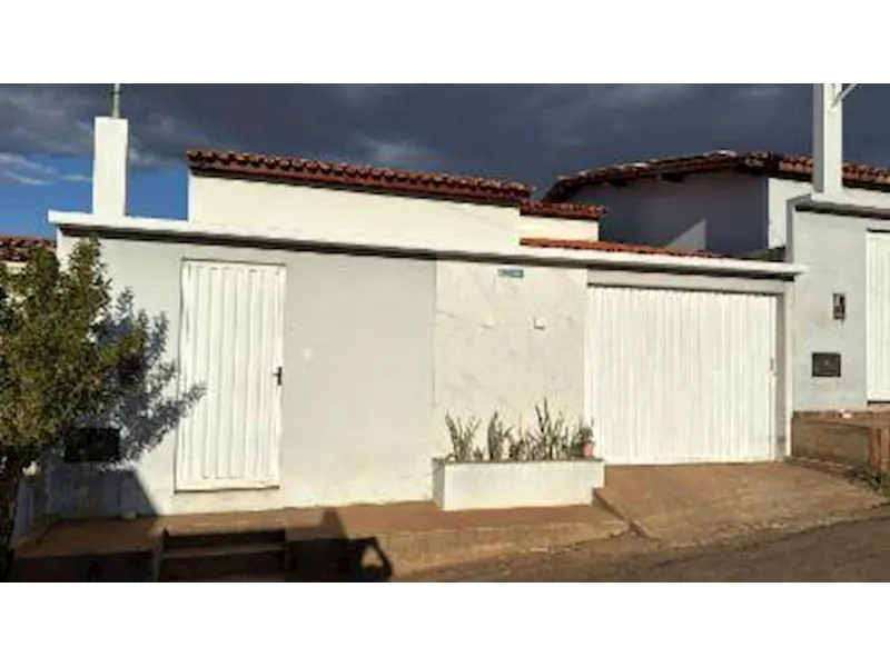 Casa em Leilão Extrajudicial