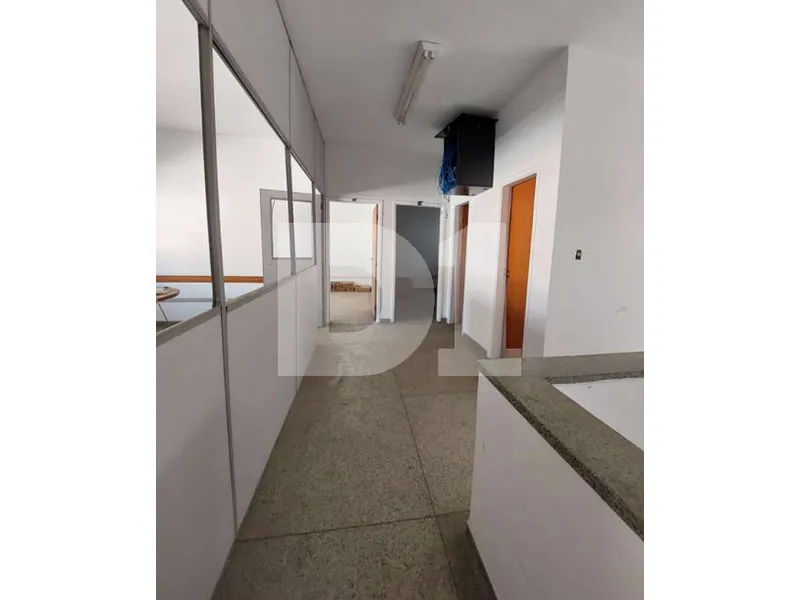 Prédio em leilão
