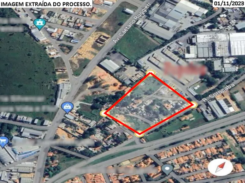 Terreno em leilão