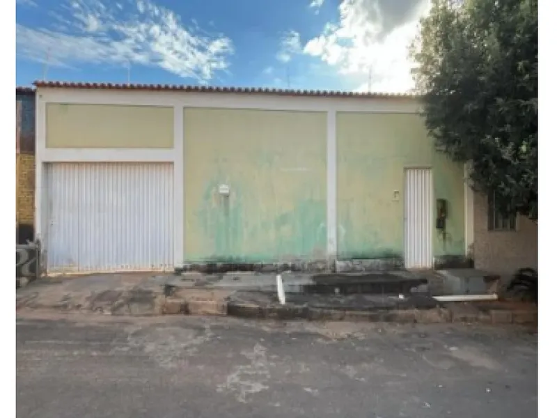Casa em Leilão Extrajudicial