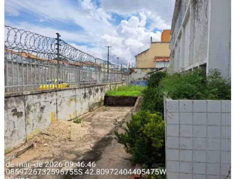 Terreno em leilão