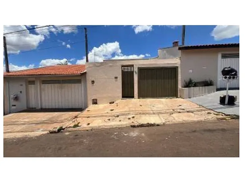 Casa em Leilão Extrajudicial