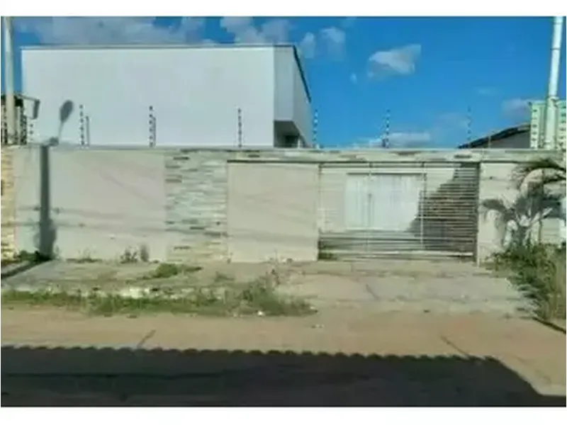 Casa em Leilão Extrajudicial