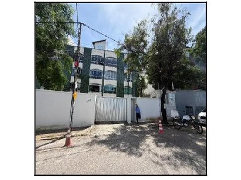 Apartamento em Licitação