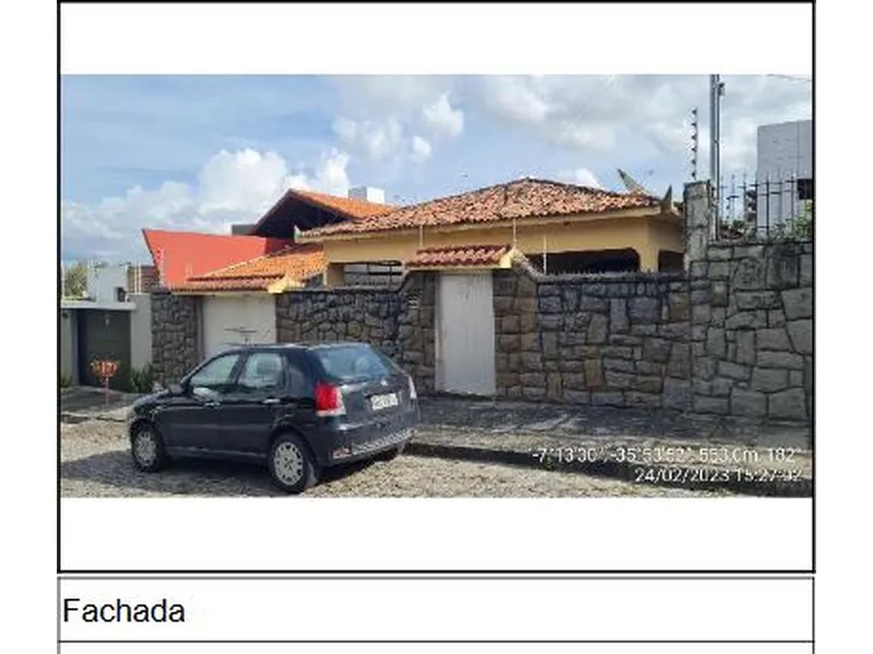 Casa em Leilão Extrajudicial