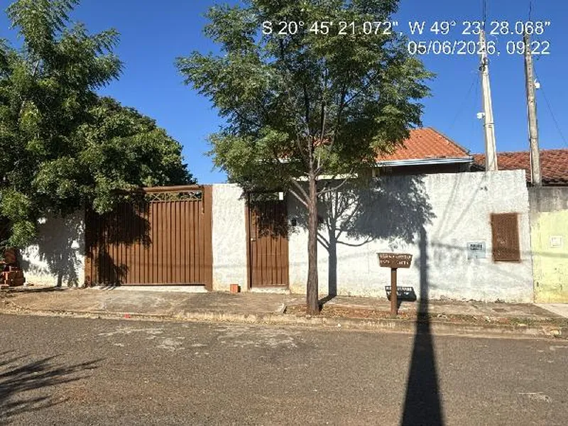 Casa em Leilão Extrajudicial