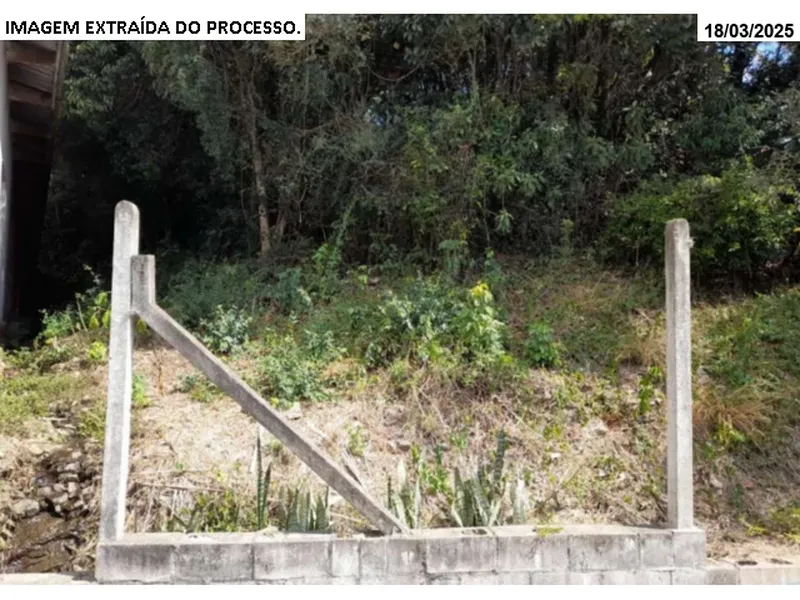 Terreno em leilão