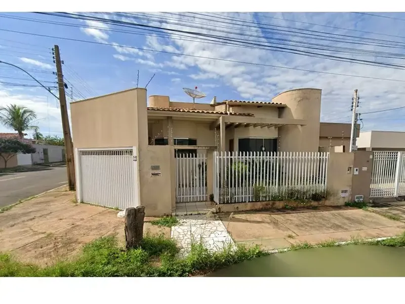 Casa em Leilão Extrajudicial