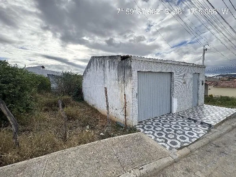 Casa em Leilão Extrajudicial