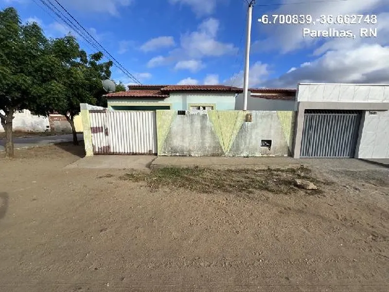 Casa em Leilão Extrajudicial
