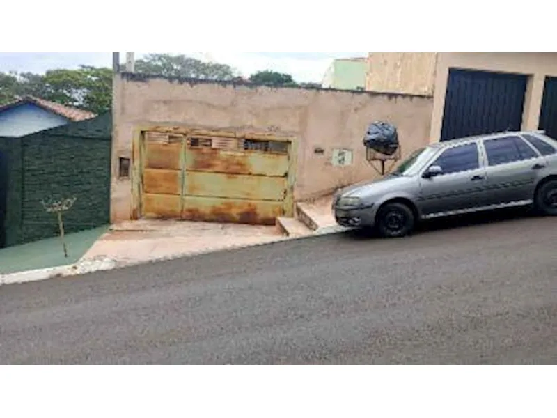 Casa em Leilão Extrajudicial