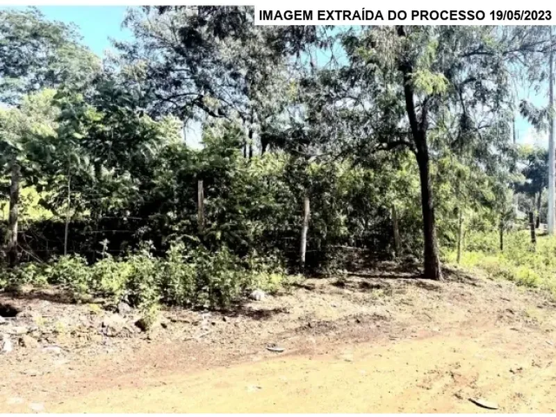 Terreno em leilão
