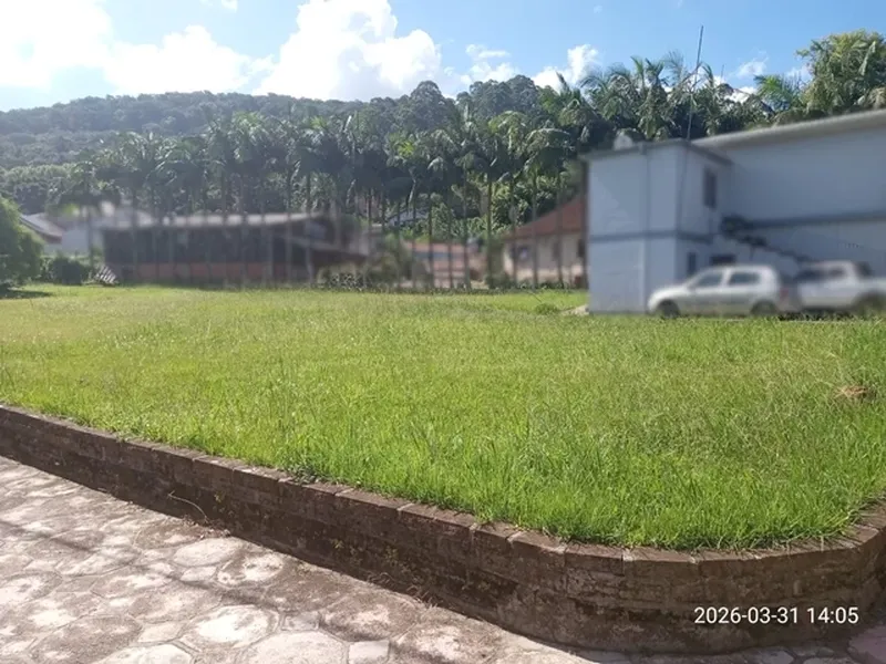 Terreno em leilão
