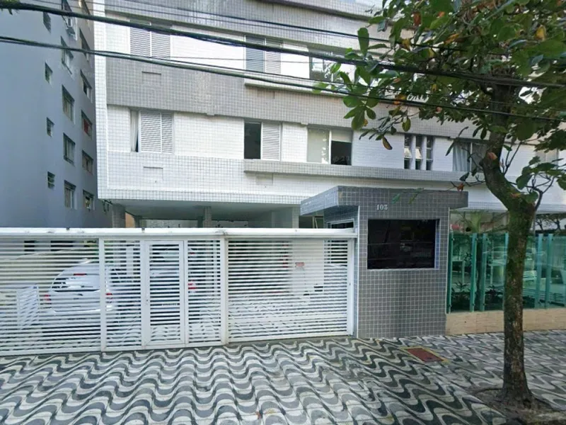 Outros em leilão