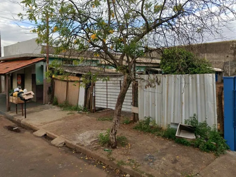Terreno em leilão