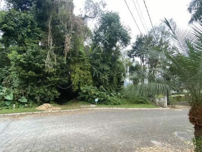 Terreno em leilão
