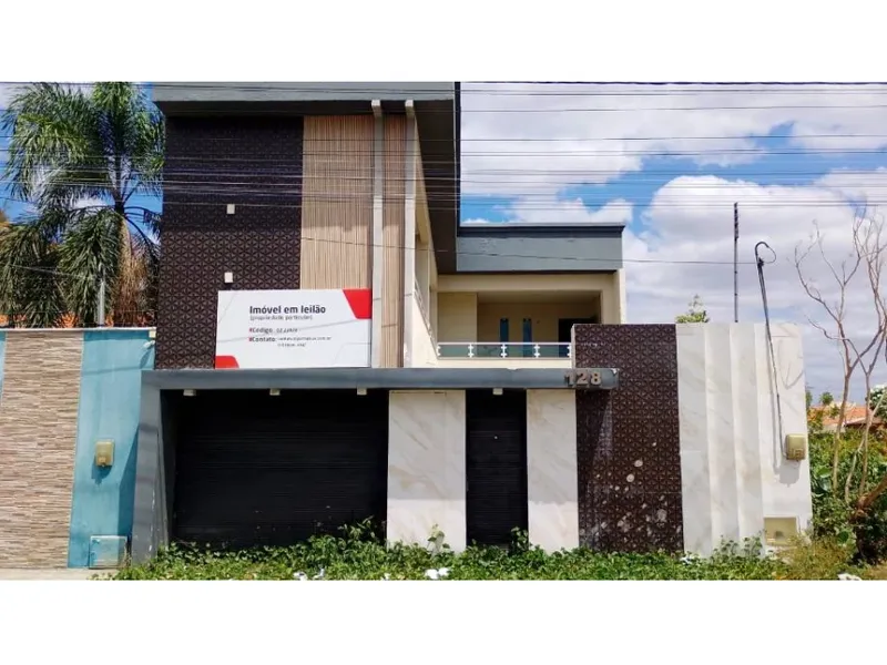 Casa em Leilão Extrajudicial