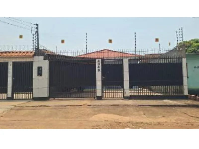 Casa em Leilão Extrajudicial