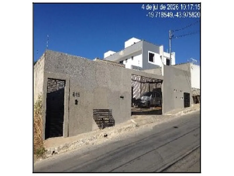 Casa em Leilão Extrajudicial