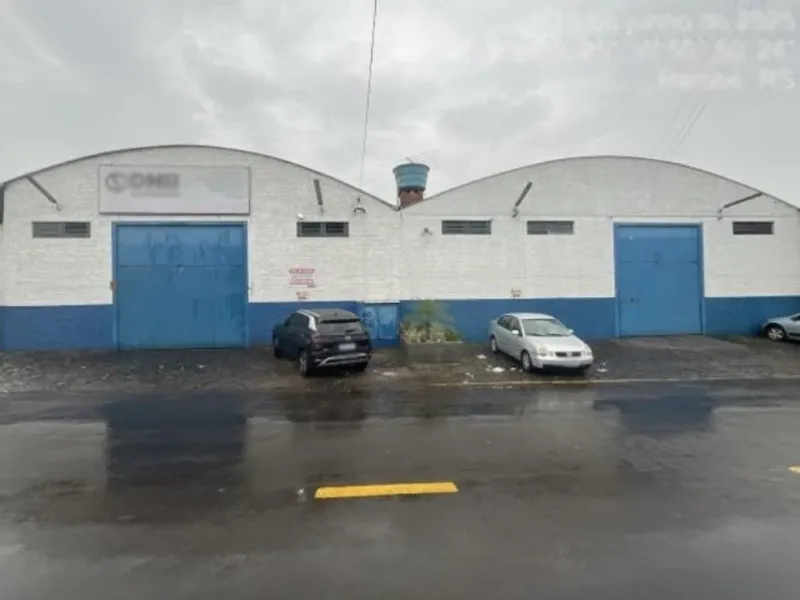 Comercial em leilão