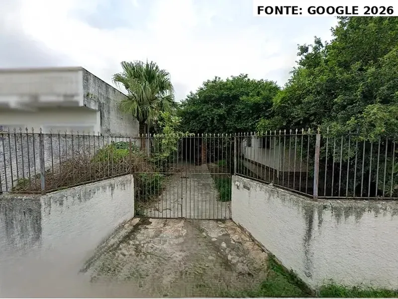 Terreno em leilão